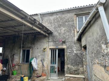 CASA EN BRETAL