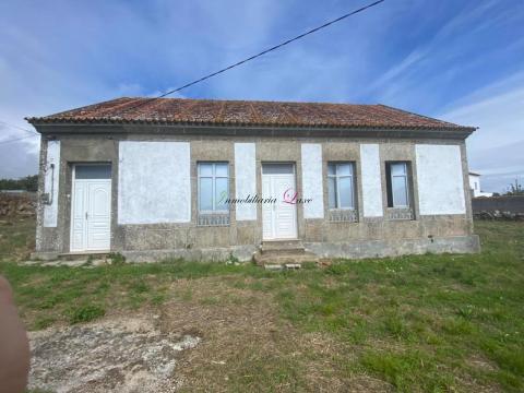 VIVIENDA UNIFAMILIAR EN CARREIRA