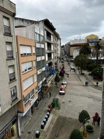 APARTAMENTO EN EL CENTRO DE RIBEIRA