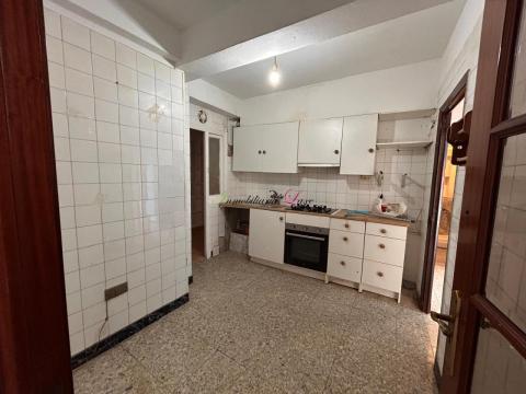 PISO PARA REFORMAR EN RIBEIRA